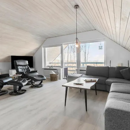 4 Bedroom Amazing In Дом отдыха