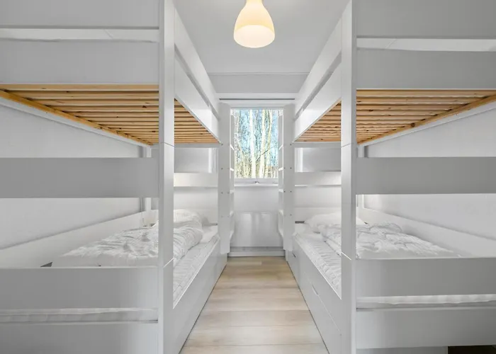 4 Bedroom Amazing In Ørsted